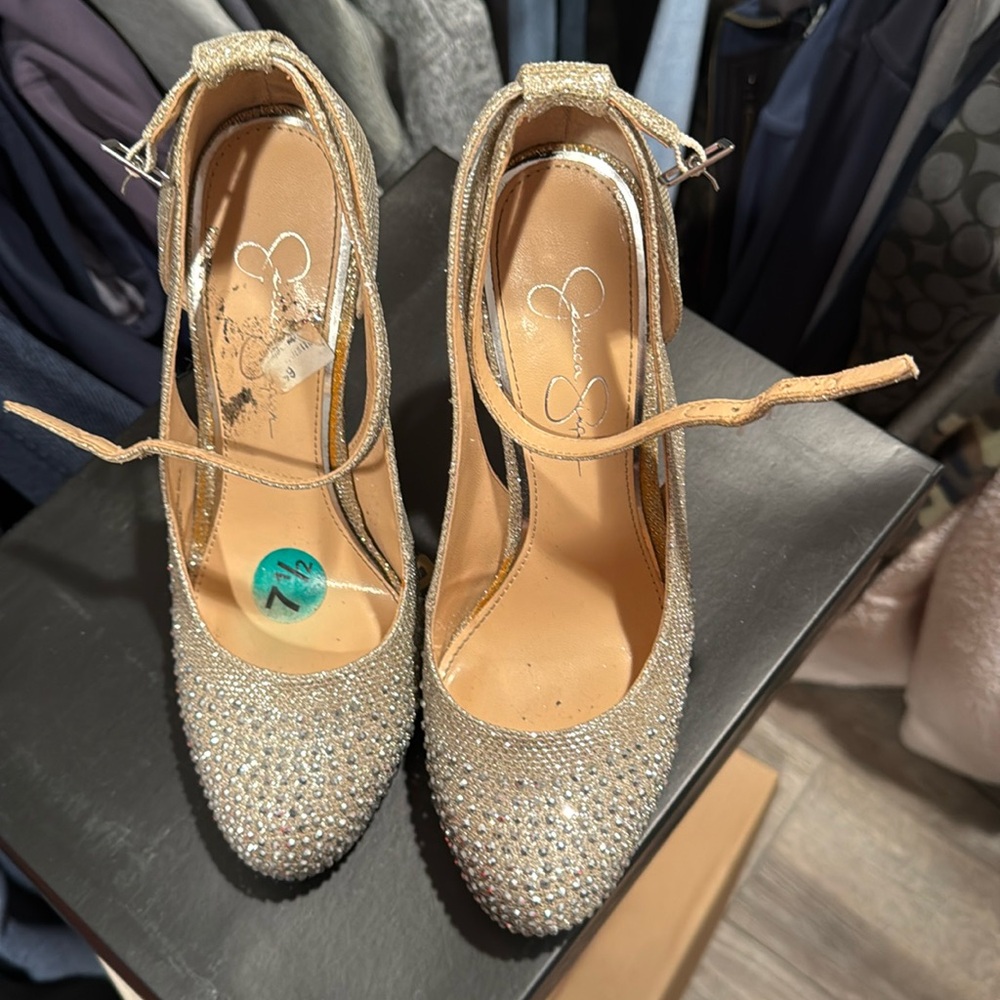 Gold Jessica Simpson heels size 7.5